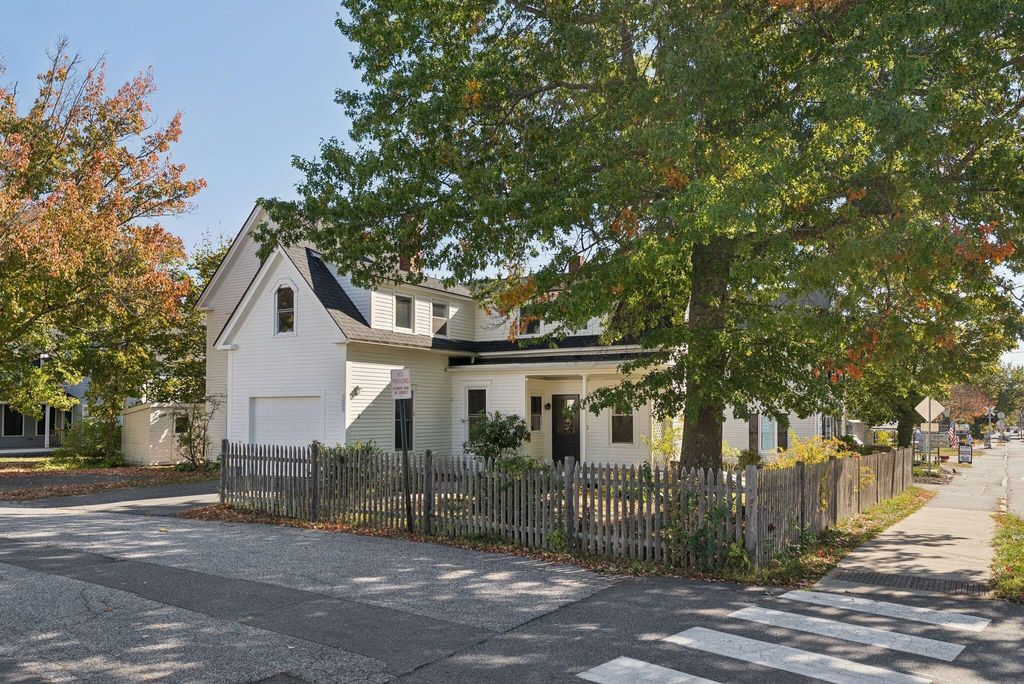 Photo of 309 Main Street #A, Yarmouth, ME 04096 (MLS # 1640867)