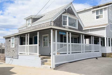 Photo of 341 Webhannet Drive, Wells, ME 04090 (MLS # 1660077)