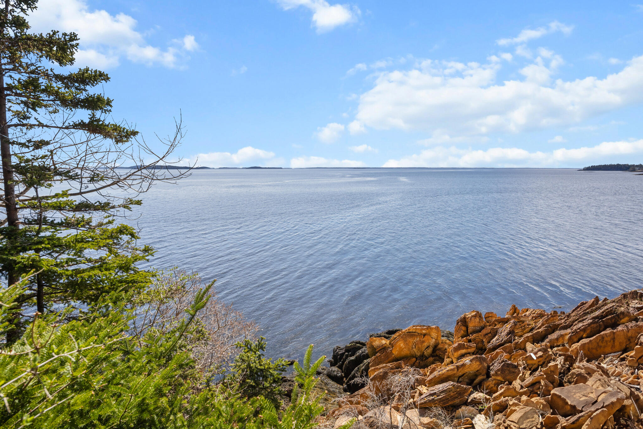 Islesboro, Maine 04848, United States, ,Residential,Active,127453