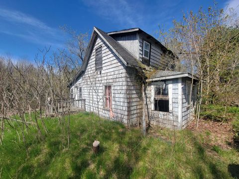 Photo of 71 Rebel Hill Road, Clifton, ME 04428 (MLS # 1661972)