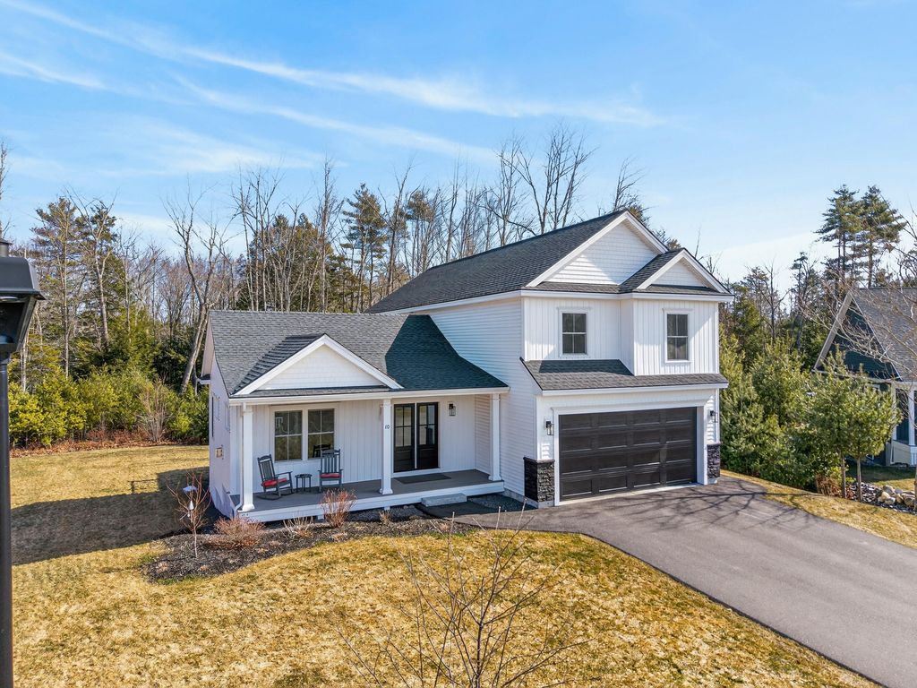 Photo of 10 Lodge Drive, Saco, ME 04072 (MLS # 1655288)