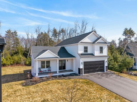 Photo of 10 Lodge Drive, Saco, ME 04072 (MLS # 1655288)