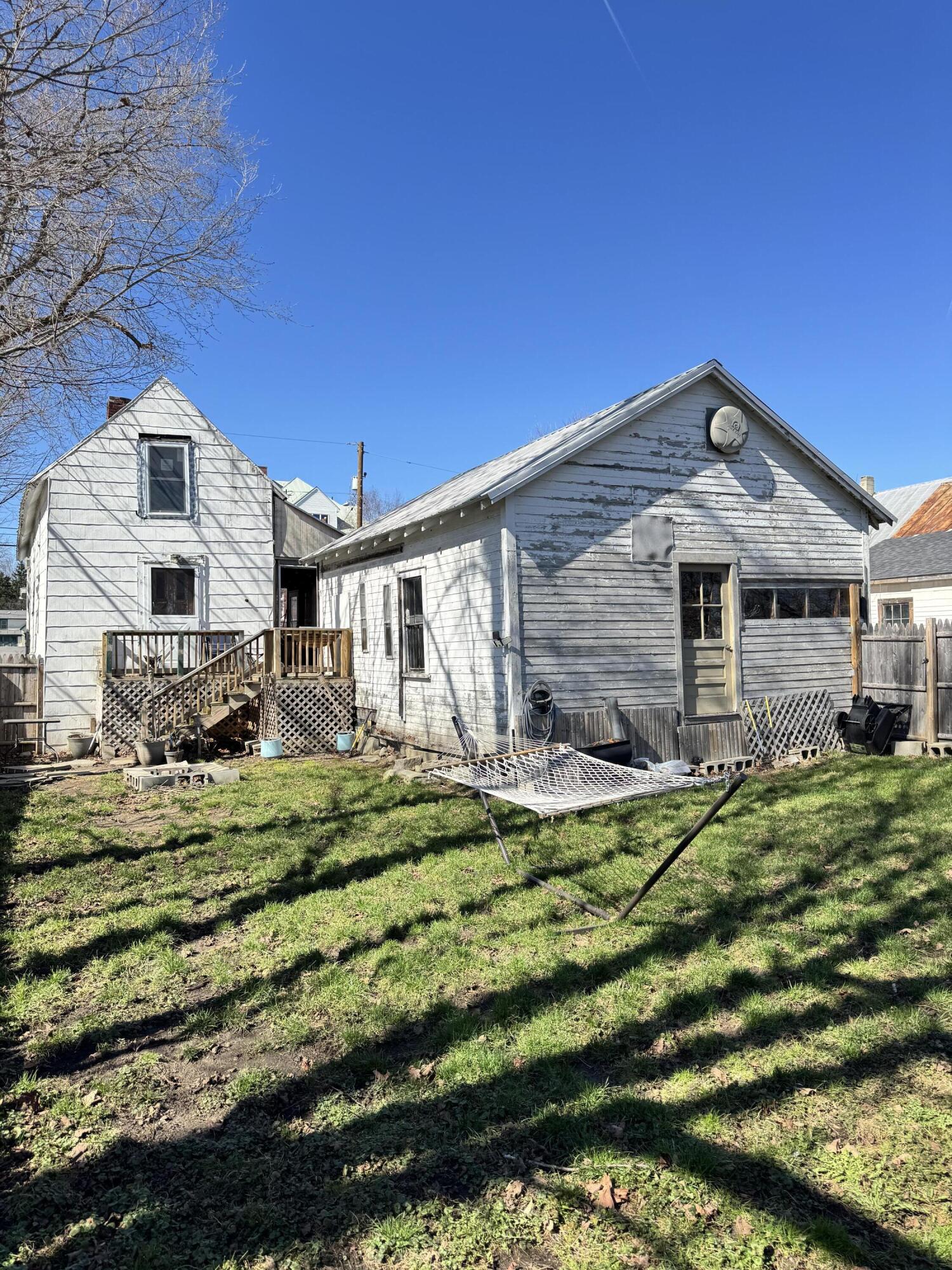 27 Leavitt Street