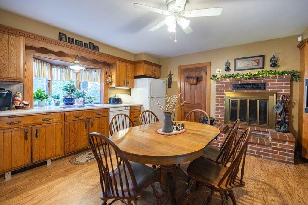 Photo of 105 Franklin Street, Rumford, ME 04276 (MLS # 1633916)