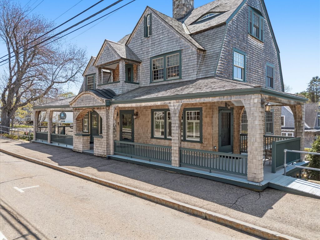 Photo of 439 York Street, York, ME 03911 (MLS # 1661919)