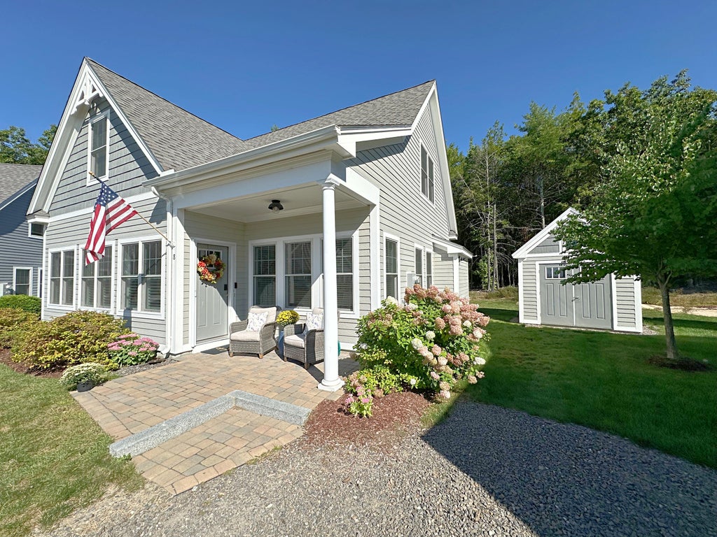 Photo of 8 Redcoat Place #-, Arundel, ME 04046 (MLS # 1602101)