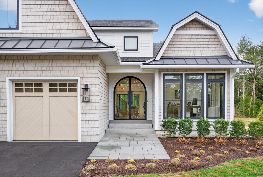 Photo of 10 Martell Way, Scarborough, ME 04074 (MLS # 1656152)