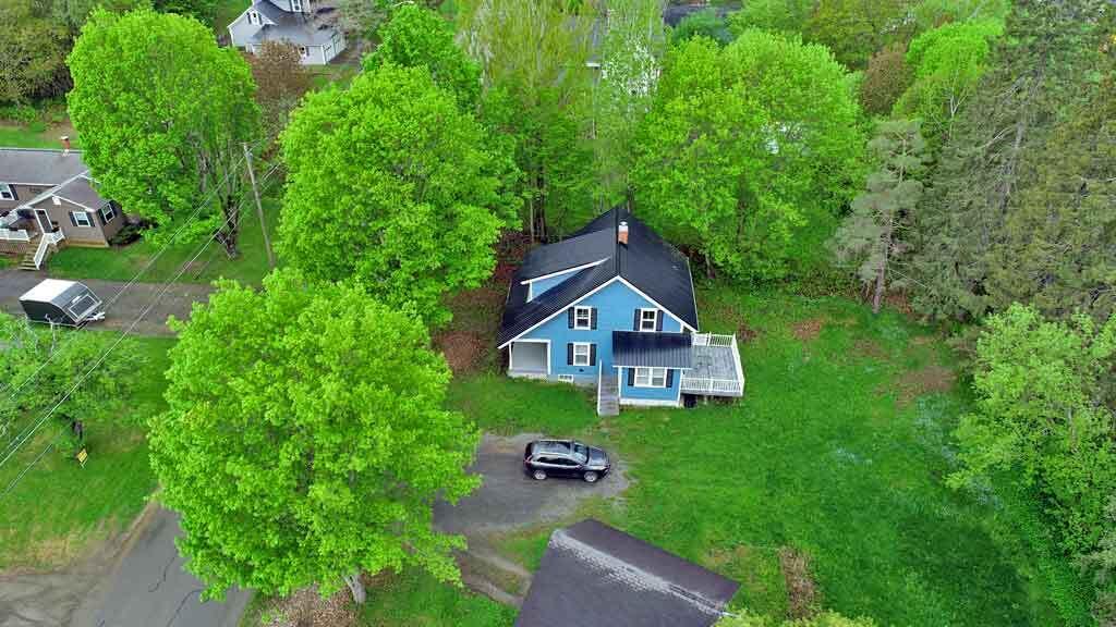 33 Columbia Street