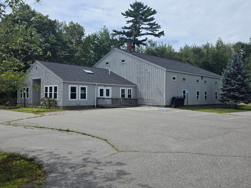 Photo of 485 Commercial Street, Rockport, ME 04856 (MLS # 1635413)