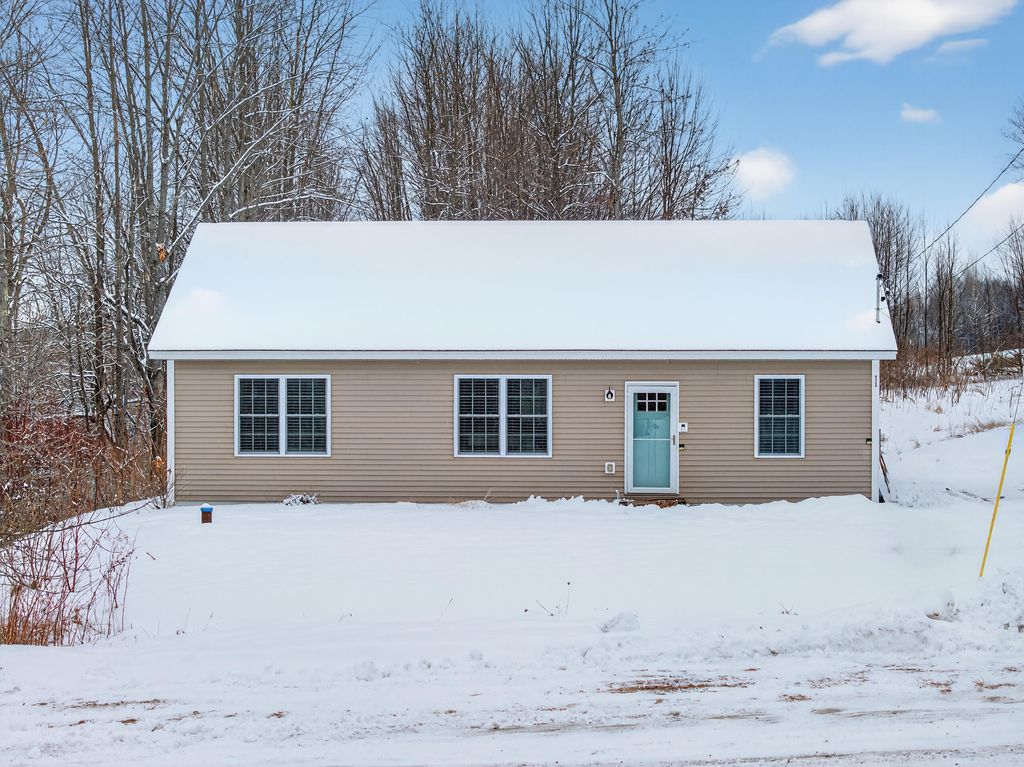 Photo of 11 Cruz Drive, Sabattus, ME 04280 (MLS # 1649771)