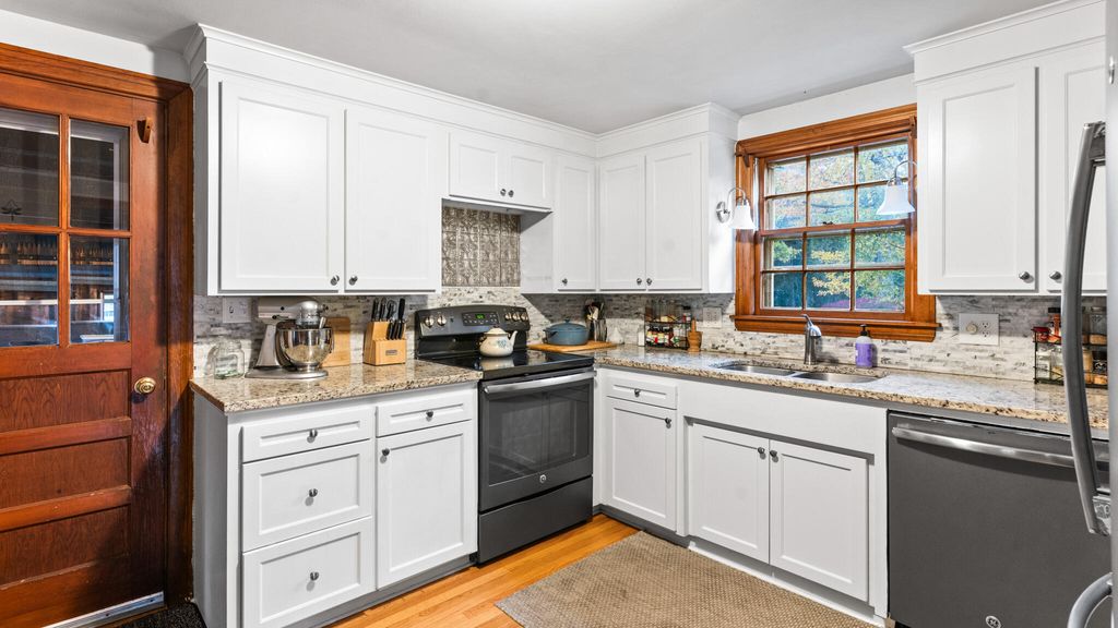 Photo of 294 Greely Road, Cumberland, ME 04021 (MLS # 1641645)