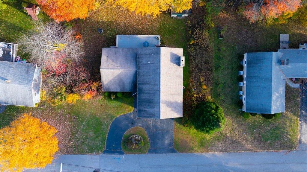 Photo of 23 Woodside Drive, Lewiston, ME 04240 (MLS # 1641563)