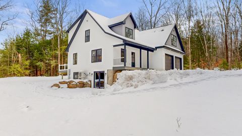 Photo of 65 Autumn Ridge, Sabattus, ME 04280 (MLS # 1646943)