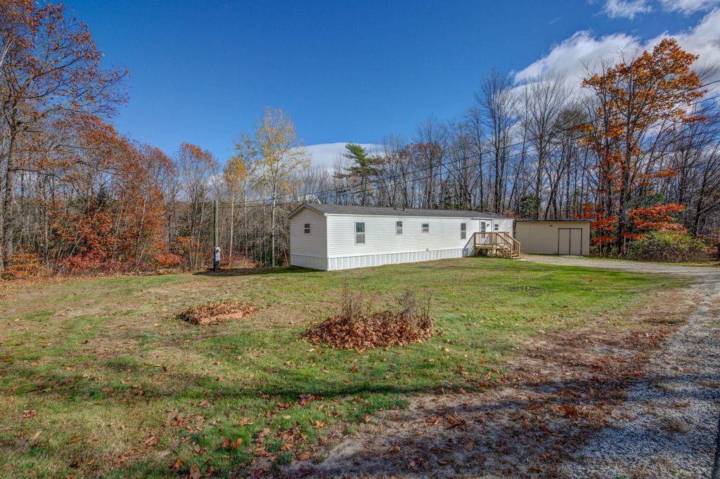 Photo of 48 Hillside Avenue, Minot, ME 04258 (MLS # 1642559)