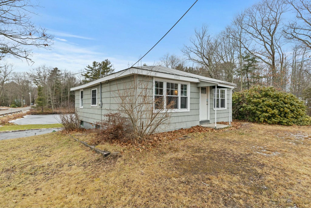 Photo of 1692 Portland Road, Arundel, ME 04046 (MLS # 1611015)