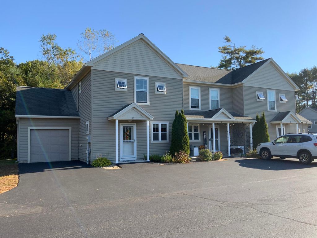 Photo of 15 Edgefield Lane #15, Brunswick, ME 04011 (MLS # 1659124)