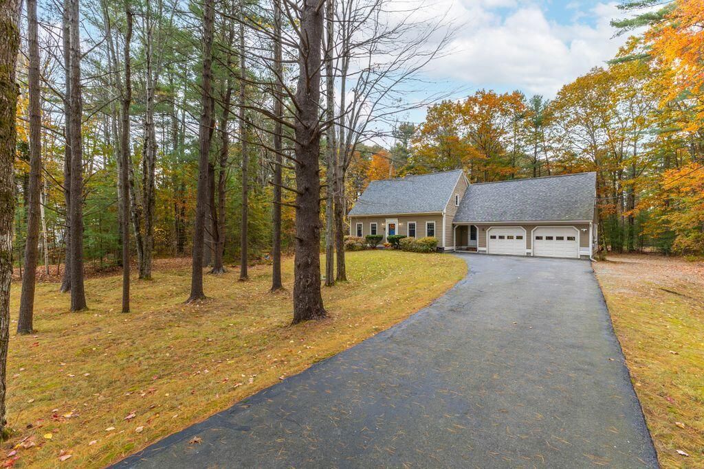 Photo of 166 Pine Point Road, Scarborough, ME 04074 (MLS # 1642203)