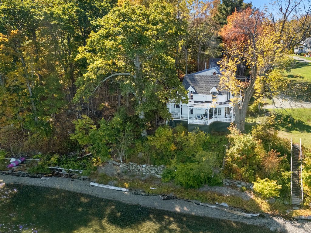 Photo of 2 Bayview Park, Northport, ME 04849 (MLS # 1641765)