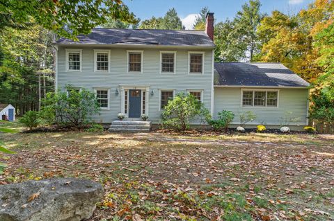 Photo of 12 Presidential View, Raymond, ME 04071 (MLS # 1641175)