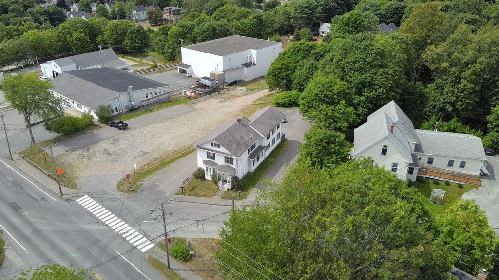 Photo of 4 Union Street, Ellsworth, ME 04605 (MLS # 1635738)