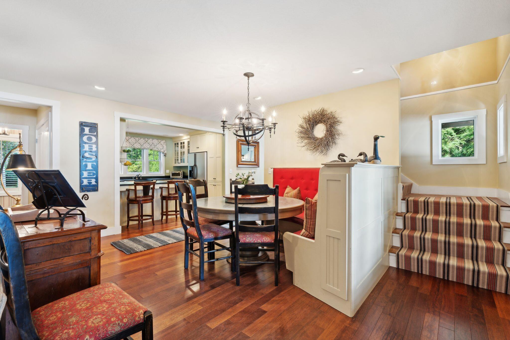 Naples, Maine, 04055, United States, 9 Bedrooms Bedrooms, ,8 BathroomsBathrooms,Residential,Active,2032447