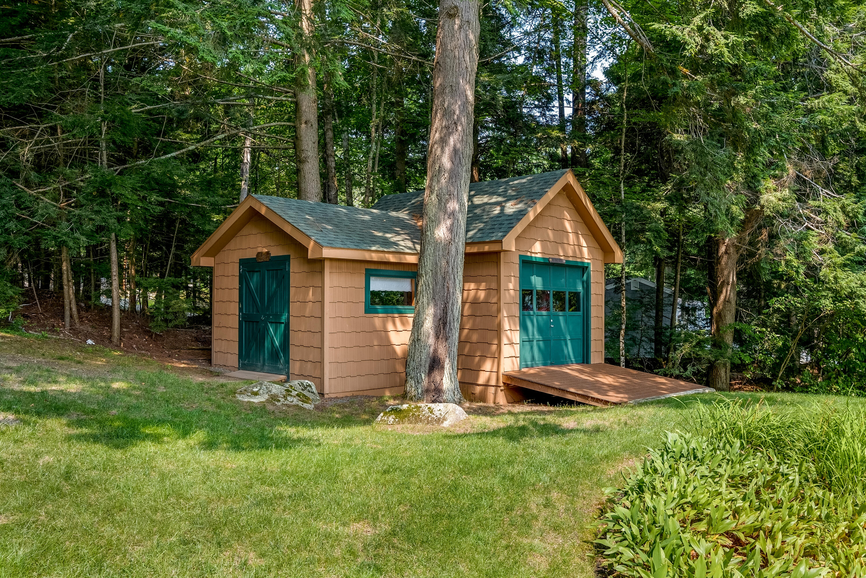 Naples, Maine, 04055, United States, 9 Bedrooms Bedrooms, ,8 BathroomsBathrooms,Residential,Active,2032447