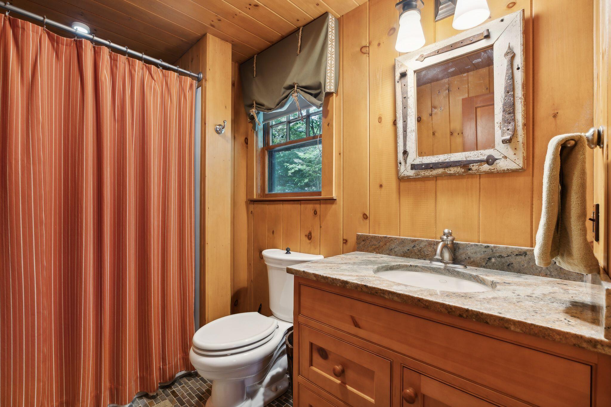 Naples, Maine, 04055, United States, 9 Bedrooms Bedrooms, ,8 BathroomsBathrooms,Residential,Active,2032447