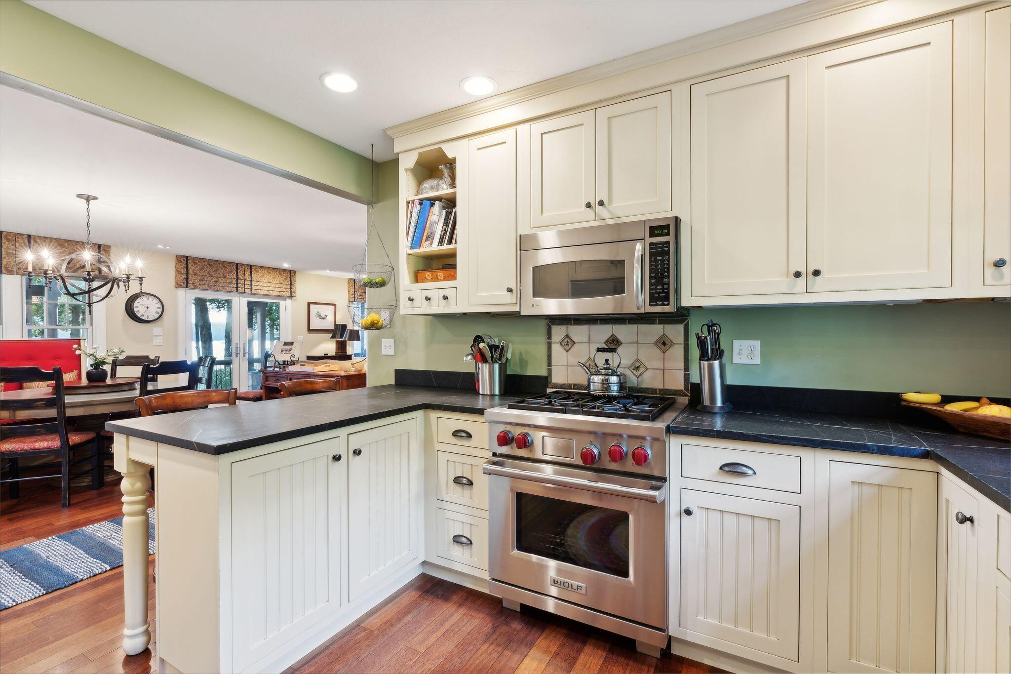 Naples, Maine, 04055, United States, 9 Bedrooms Bedrooms, ,8 BathroomsBathrooms,Residential,Active,2032447