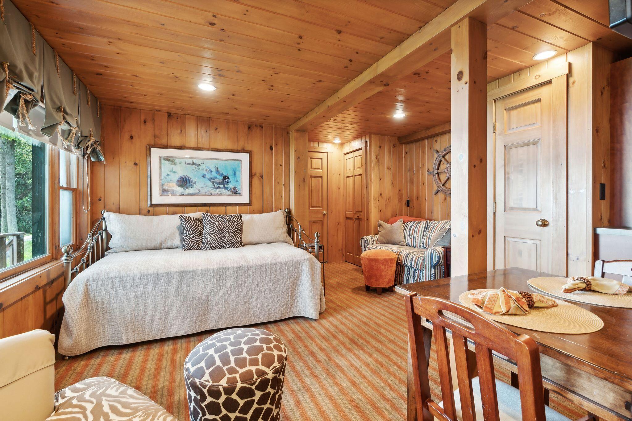 Naples, Maine, 04055, United States, 9 Bedrooms Bedrooms, ,8 BathroomsBathrooms,Residential,Active,2032447