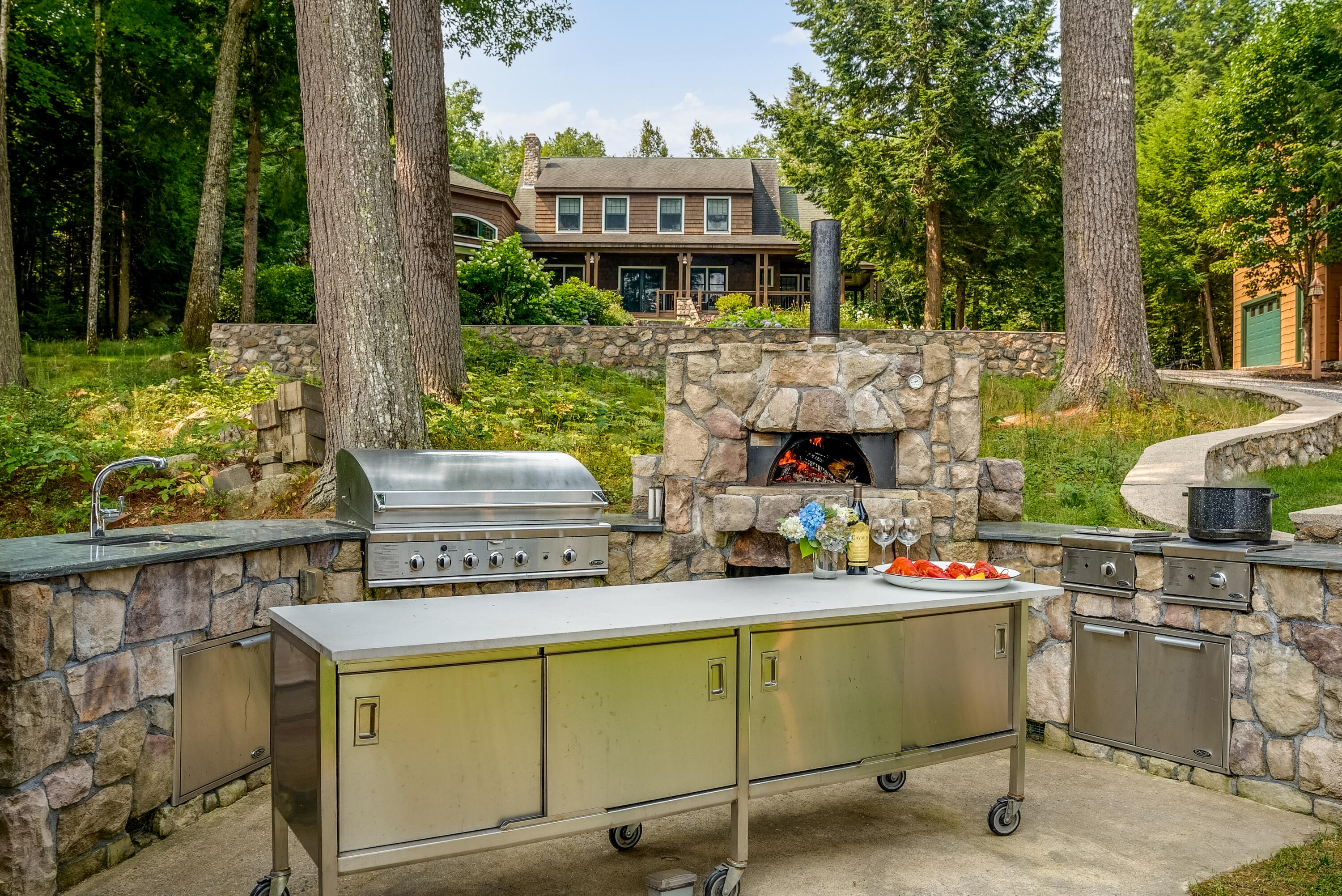 Naples, Maine, 04055, United States, 9 Bedrooms Bedrooms, ,8 BathroomsBathrooms,Residential,Active,2032447