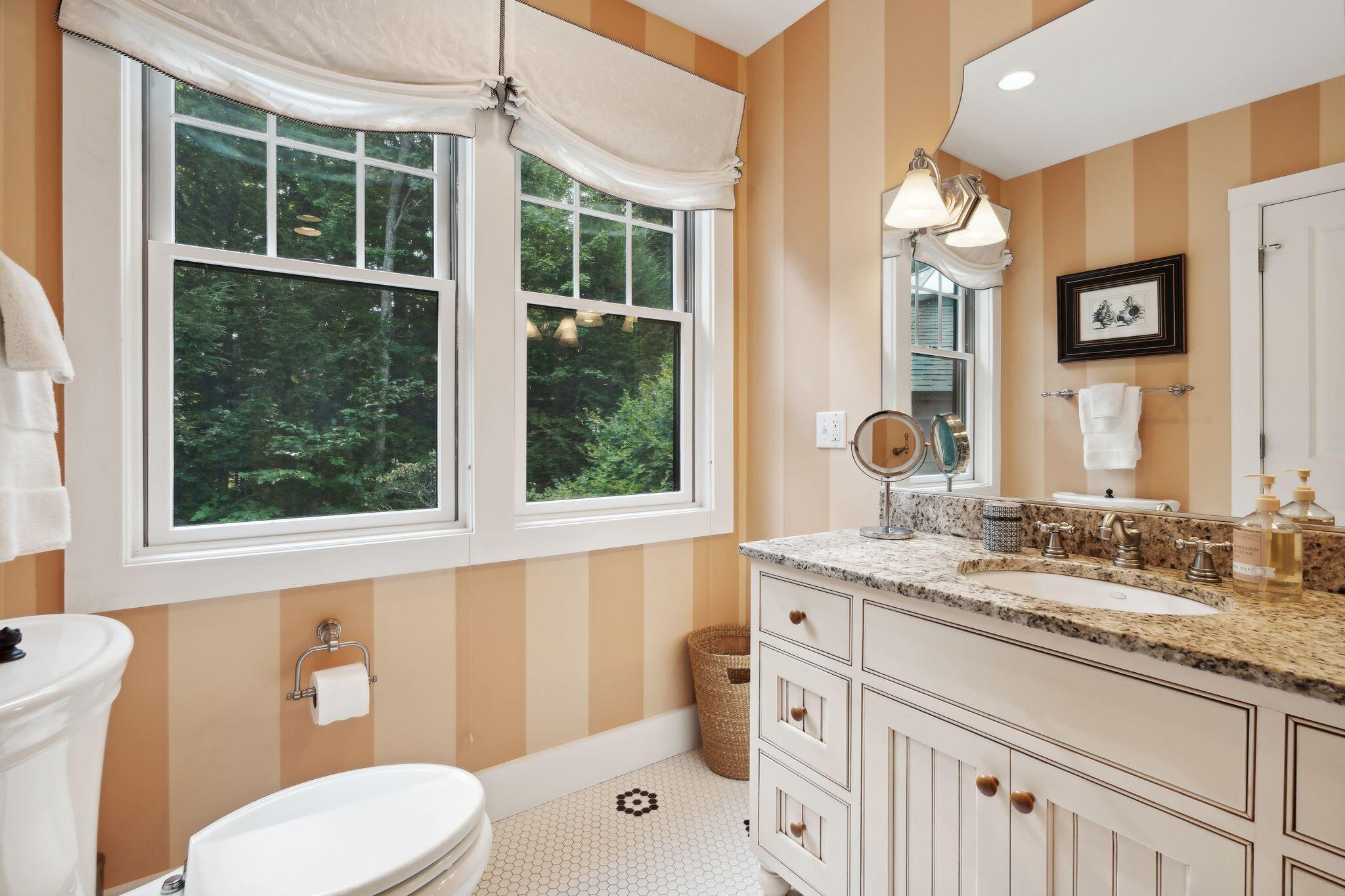 Naples, Maine, 04055, United States, 9 Bedrooms Bedrooms, ,8 BathroomsBathrooms,Residential,Active,2032447