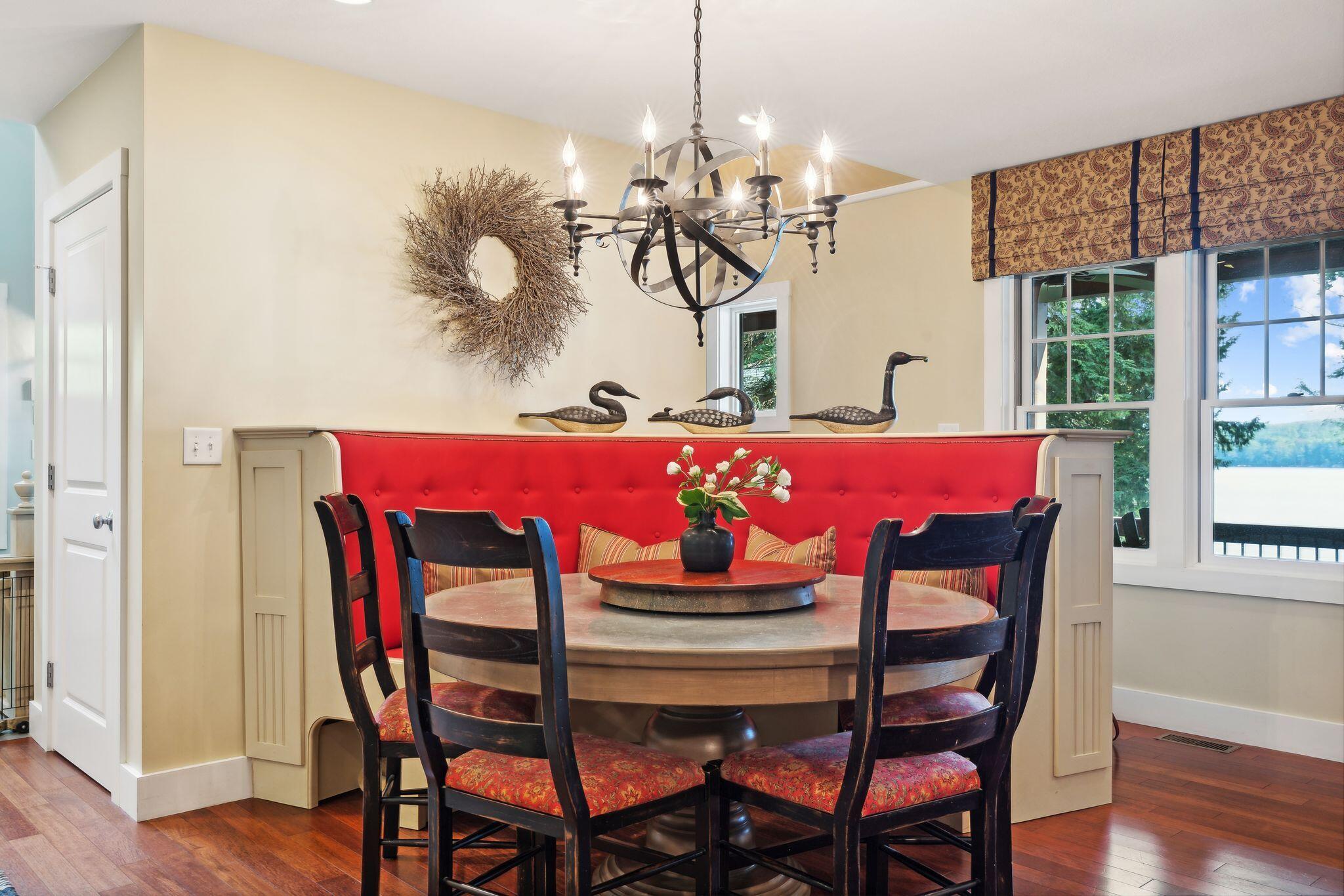 Naples, Maine, 04055, United States, 9 Bedrooms Bedrooms, ,8 BathroomsBathrooms,Residential,Active,2032447