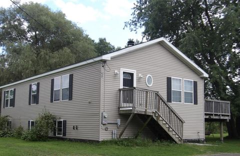 Photo of 98 New County Road, Rockland, ME 04841 (MLS # 1651378)