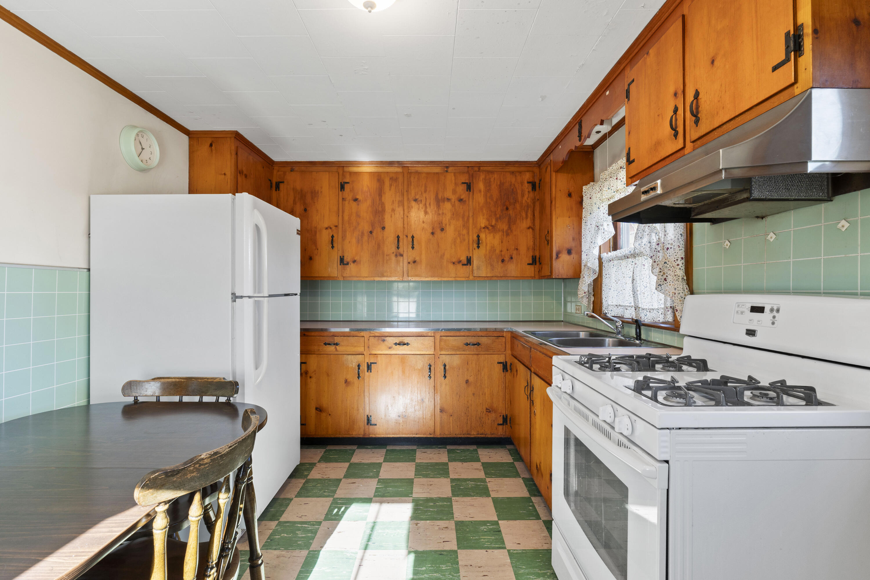 835 Ocean Avenue