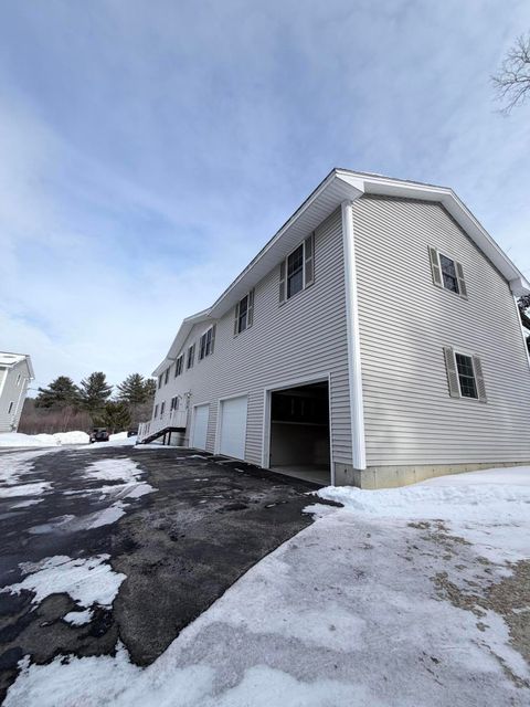 Photo of 539 Kenduskeag Avenue #B3, Bangor, ME 04401 (MLS # 1651537)