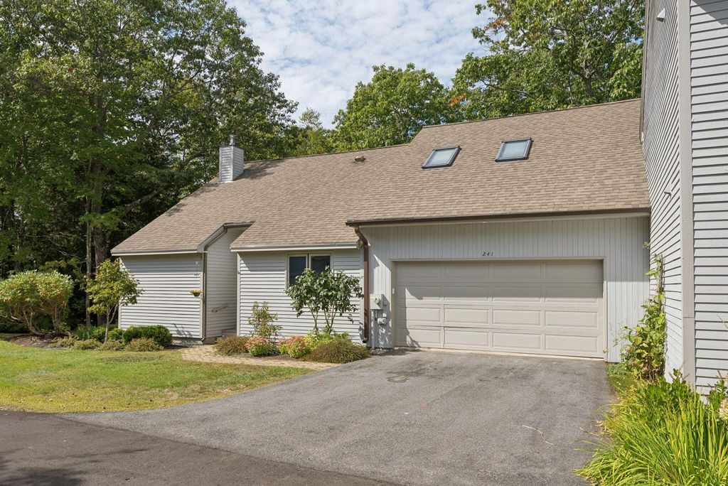 Photo of 241 Bluff Road #4, Yarmouth, ME 04096 (MLS # 1638228)