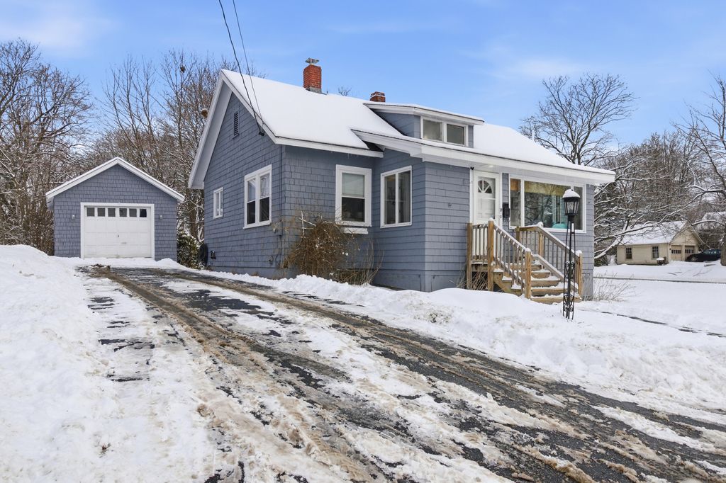 Photo of 13 Longwood Avenue, Augusta, ME 04330 (MLS # 1650999)