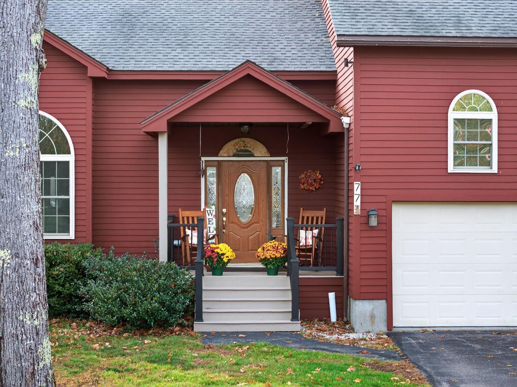 Photo of 77 Southern Terrace, Wales, ME 04280 (MLS # 1643146)