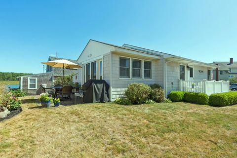 Photo of 13 Atlantic Circle, Kennebunk, ME 04043 (MLS # 1654827)