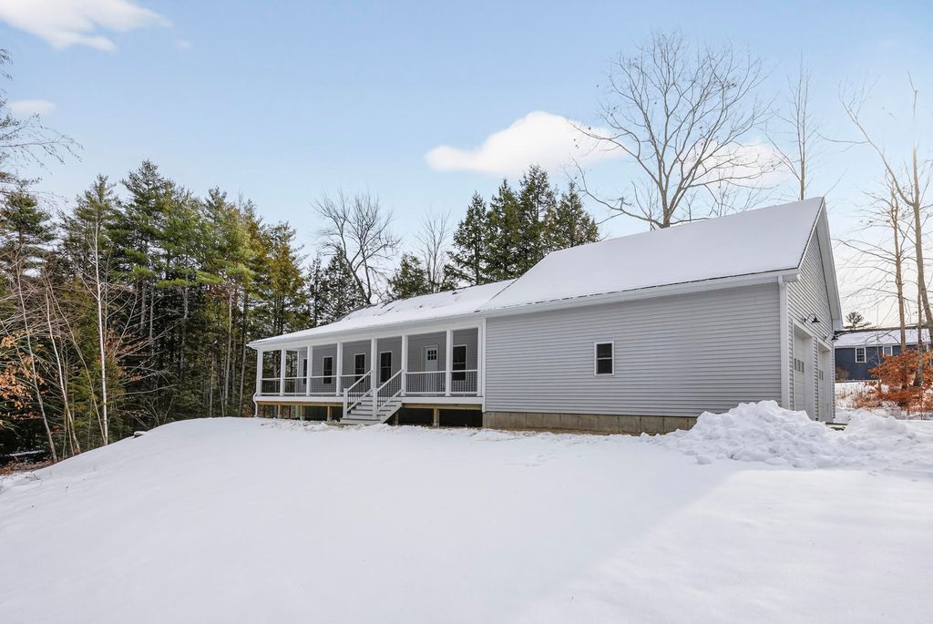 Photo of 42 Brandons Way, Gorham, ME 04038 (MLS # 1646554)