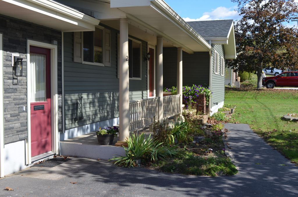 Photo of 20 Ventura Street, Lewiston, ME 04240 (MLS # 1640159)