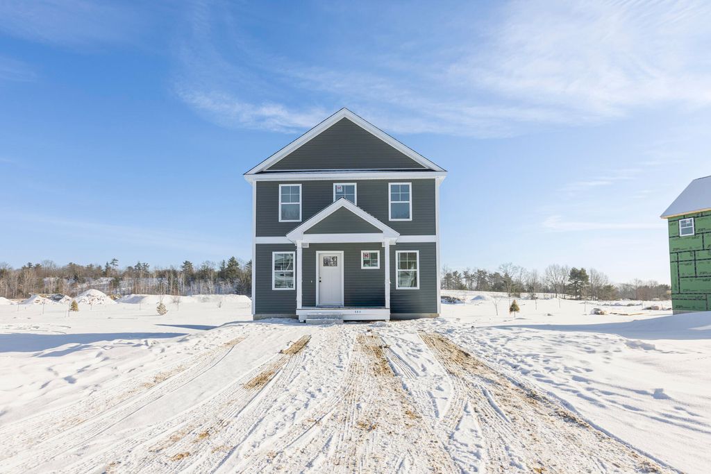 Photo of 18 Feldspar Lane #25, Cumberland, ME 04021 (MLS # 1653326)