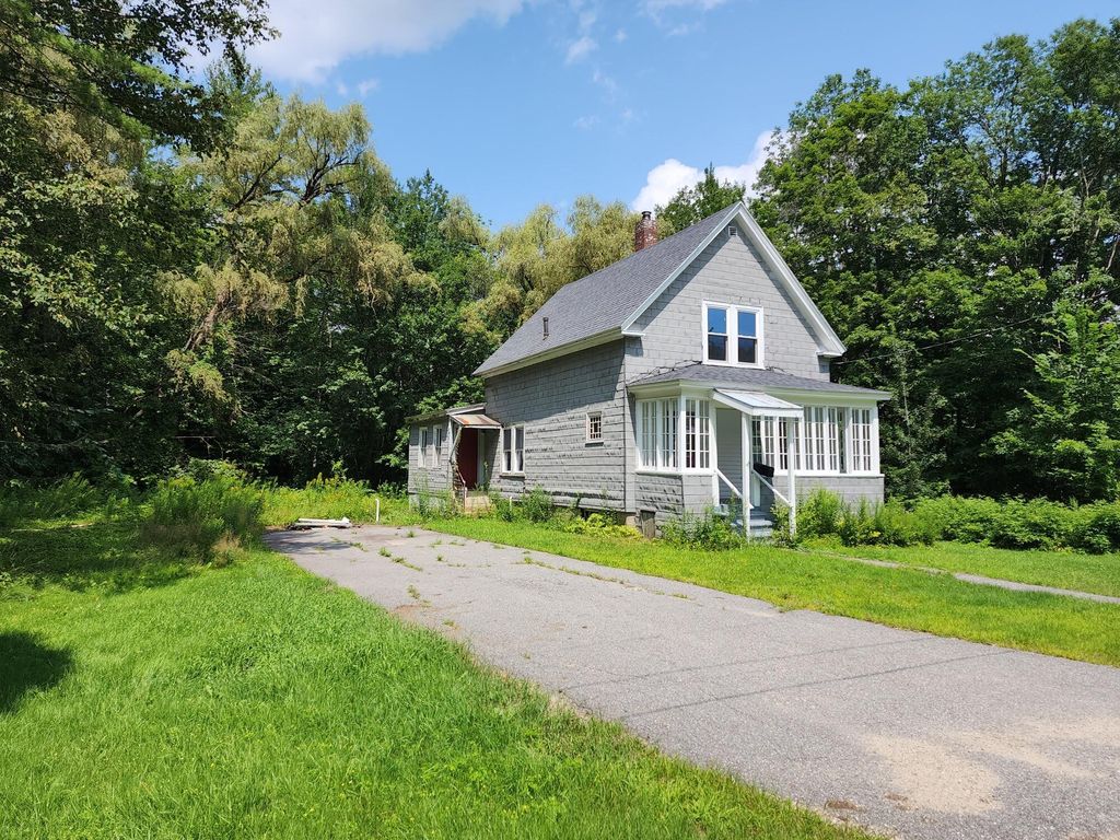 Photo of 94 Holyoke Avenue, Rumford, ME 04276 (MLS # 1569613)