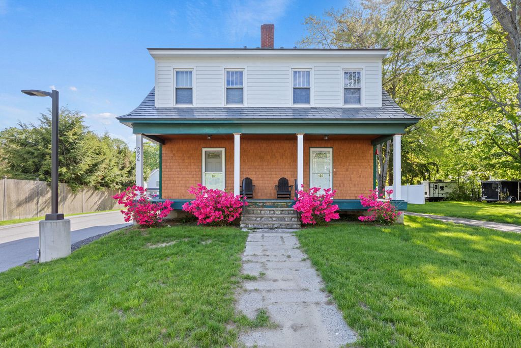 Photo of 224 North Street #102, Saco, ME 04072 (MLS # 1650343)