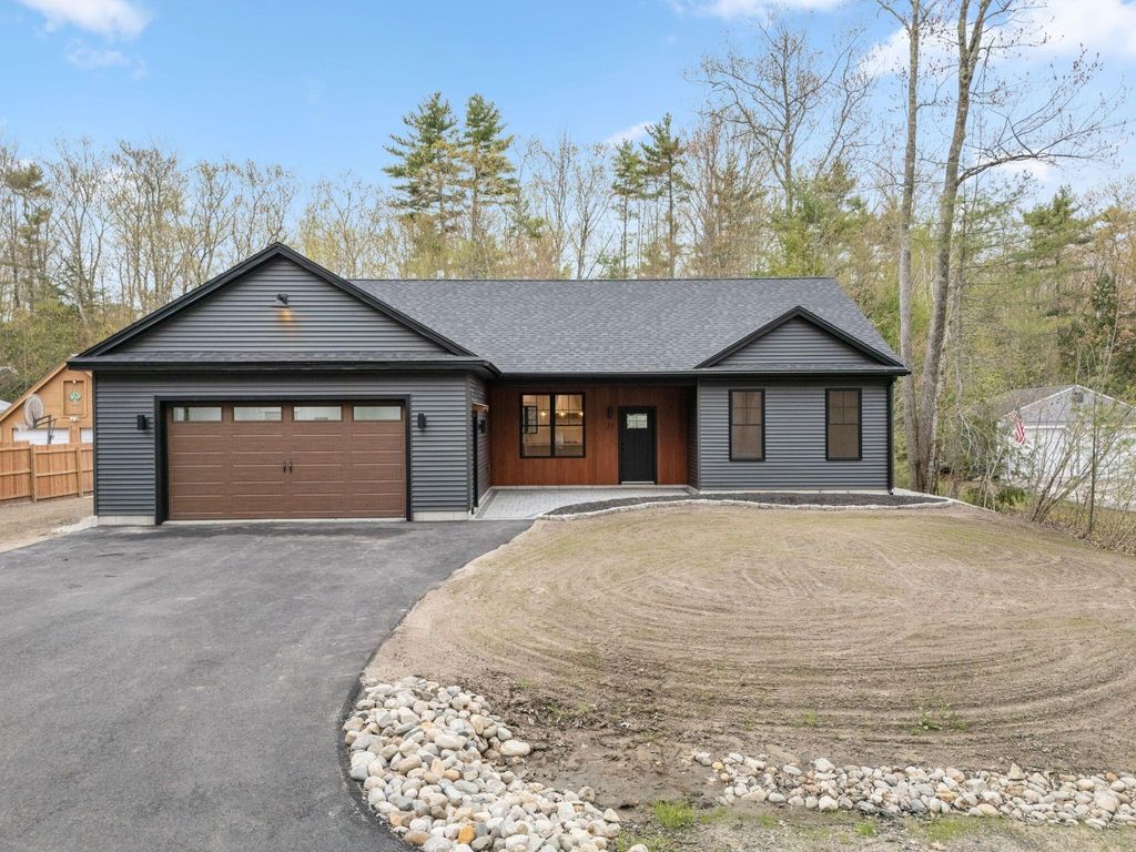 Photo of 23 Robert Street, Buxton, ME 04093 (MLS # 1662267)