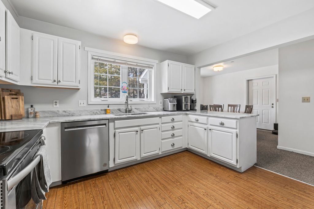 Photo of 25 Beaver Pond Road #25, Brunswick, ME 04011 (MLS # 1655513)