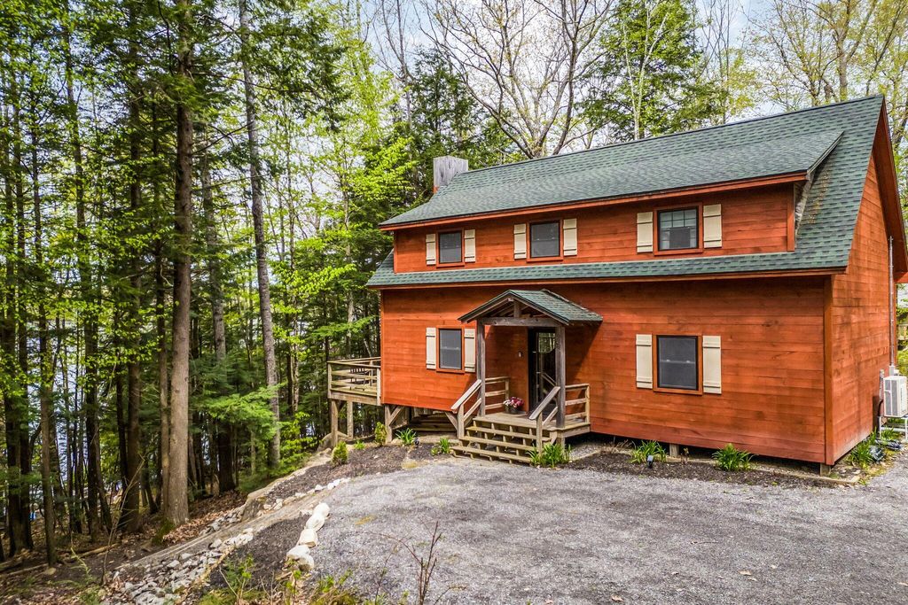 Photo of 29 Gables End, Belgrade, ME 04917 (MLS # 1659465)