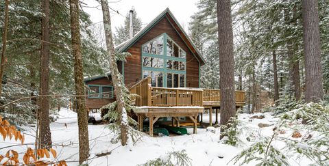 Photo of 9 Blue Jay Lane, Bridgton, ME 04009 (MLS # 1648911)