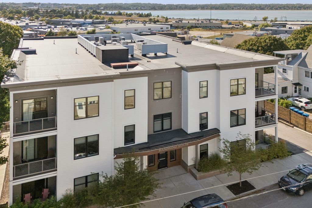 Photo of 10 Hammond Street #103, Portland, ME 04101 (MLS # 1637321)