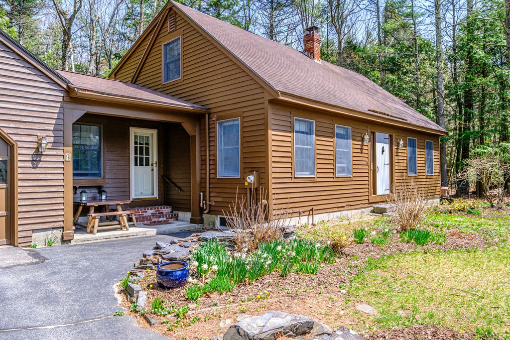 Photo of 4 Shady Run Lane, Gorham, ME 04038 (MLS # 1661028)